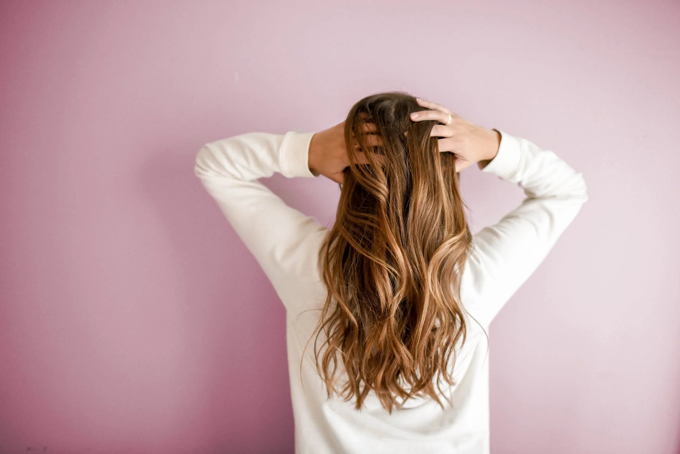 Entendiendo tu tipo de cabello: cómo saber si el es seco o graso